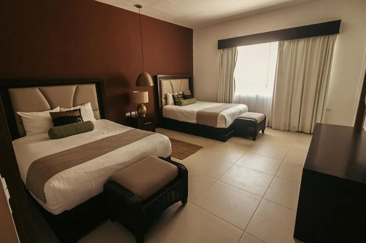 Aldea Thai Aparthotel Playa del Carmen