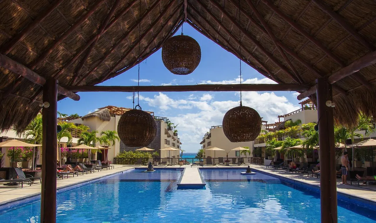 Aldea Thai Aparthotel Playa del Carmen