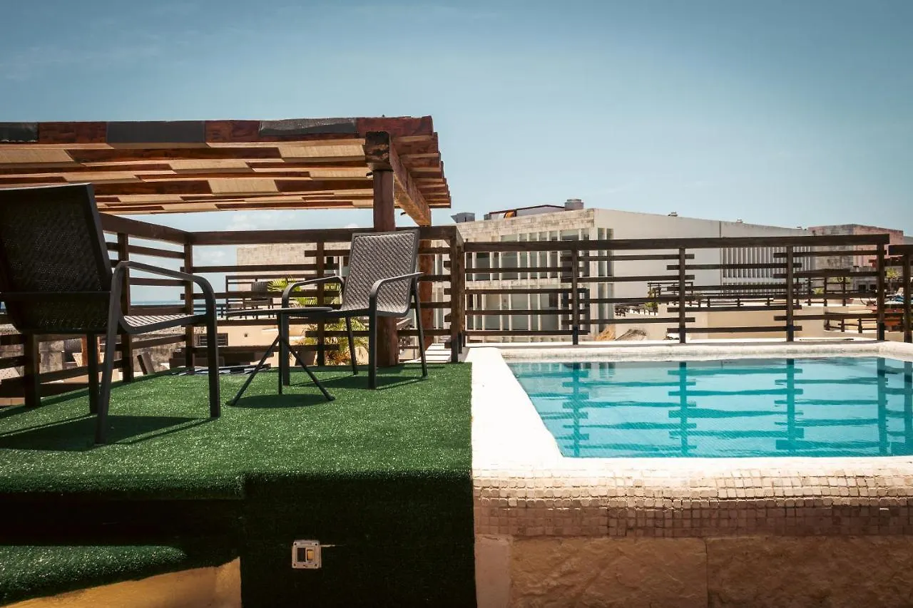 Aldea Thai Playa del Carmen 3*,